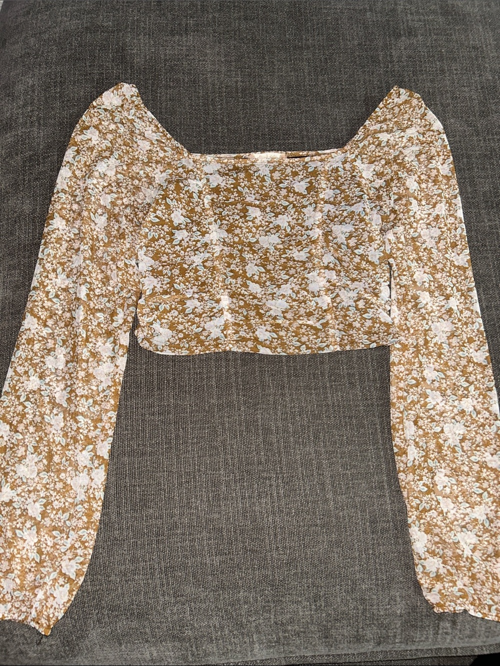 NWOT Altar’d State Floral crop top Long Sleeve off shoulder peasant style